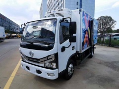 Dongfeng Dolica 4x2 5-meter refrigerated truck