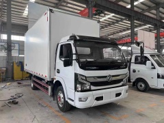 Dongfeng Captur right-hand drive refrigerated truck