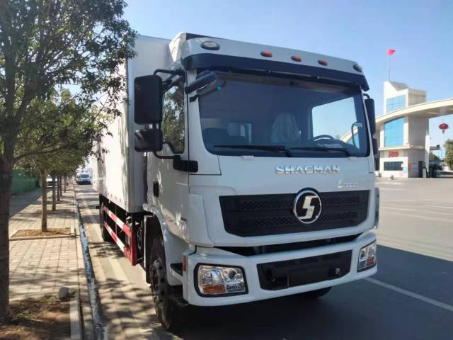 SHACMAN L3000 4x2 Refrigerated Truck