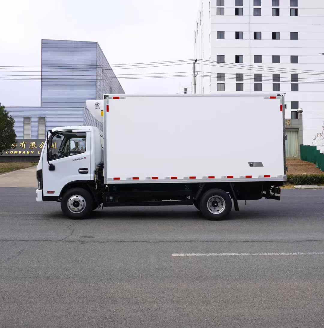 Dongfeng 4×2 Refrigerated Truck