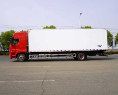 Dongfeng Dolica D9 4×2 Refrigerated Truck