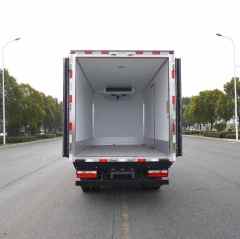 Dongfeng 4×2 Refrigerated Truck