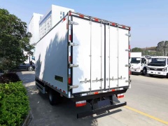 Dongfeng Dolica 4X2 8-ton refrigerated truck