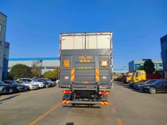 Chengli 6×4 Refrigerated Truck with Hydraulic Tailgate