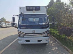 Dongfeng Dolica 4X2 8-ton refrigerated truck