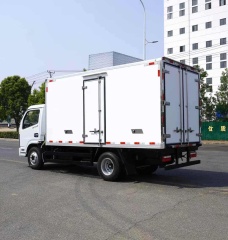 Dongfeng Dolica 4×2 Refrigerated Truck