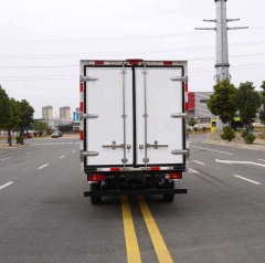 Dongfeng V7 Refrigerated Van