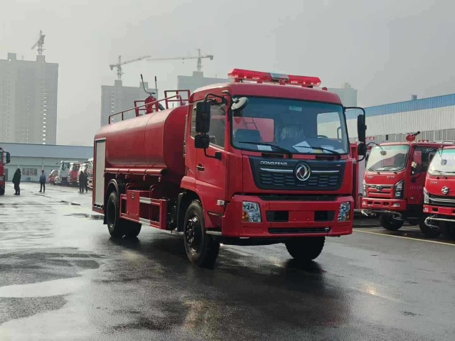Dongfeng 12-ton foam fire truck