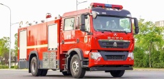 Sinotruk Howo 8 cubic meter foam fire truck