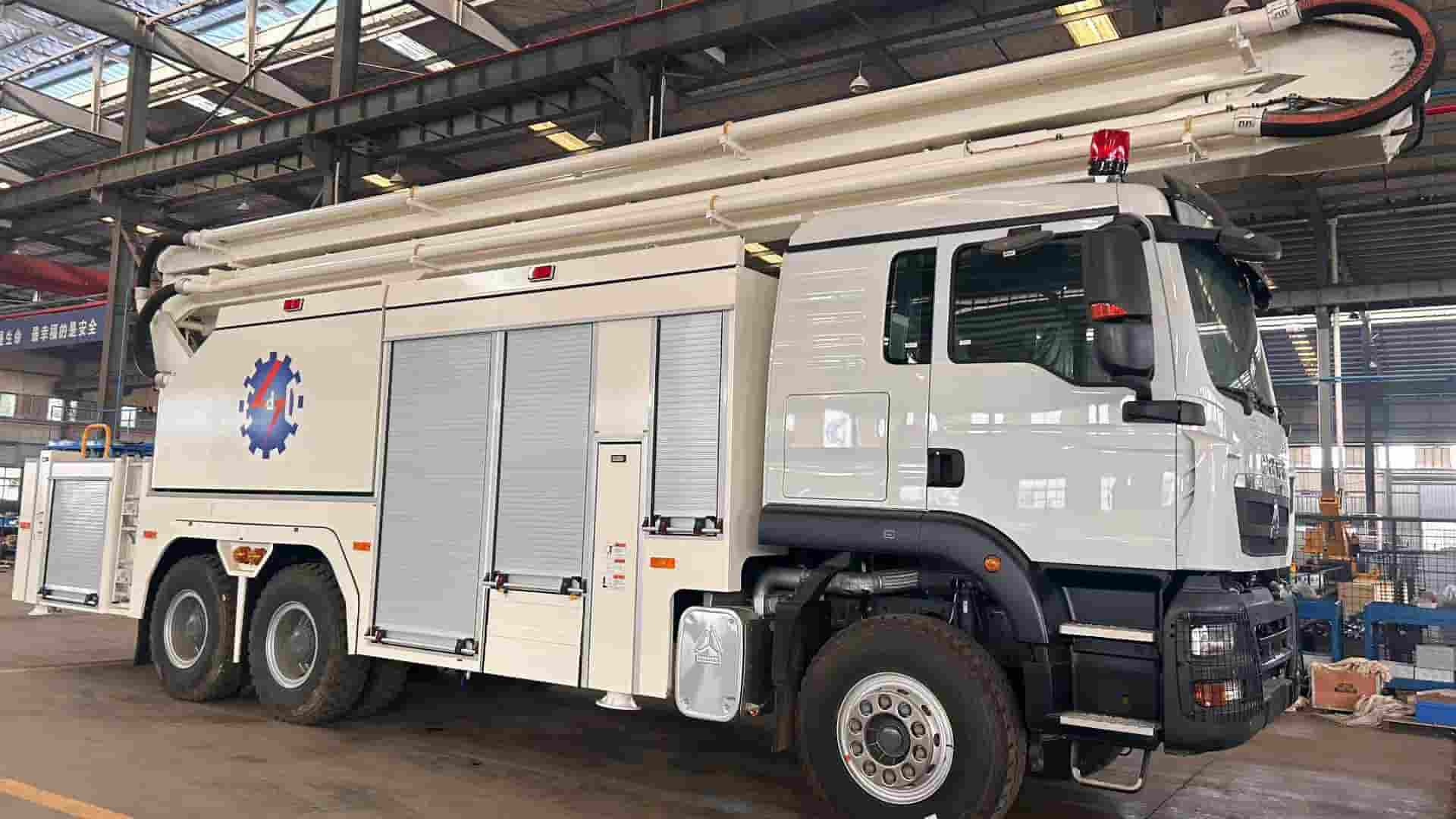 25-meter aerial fire truck