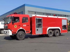 Dongfeng Tianjin rear double axle 12-ton water tanker fire truck