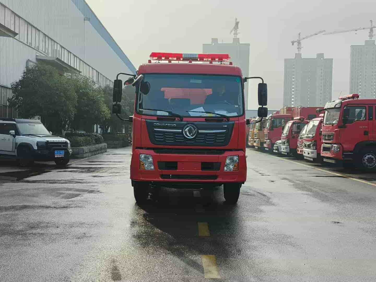 Dongfeng 12-ton foam fire truck