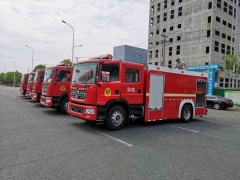 Dongfeng double-row fire truck