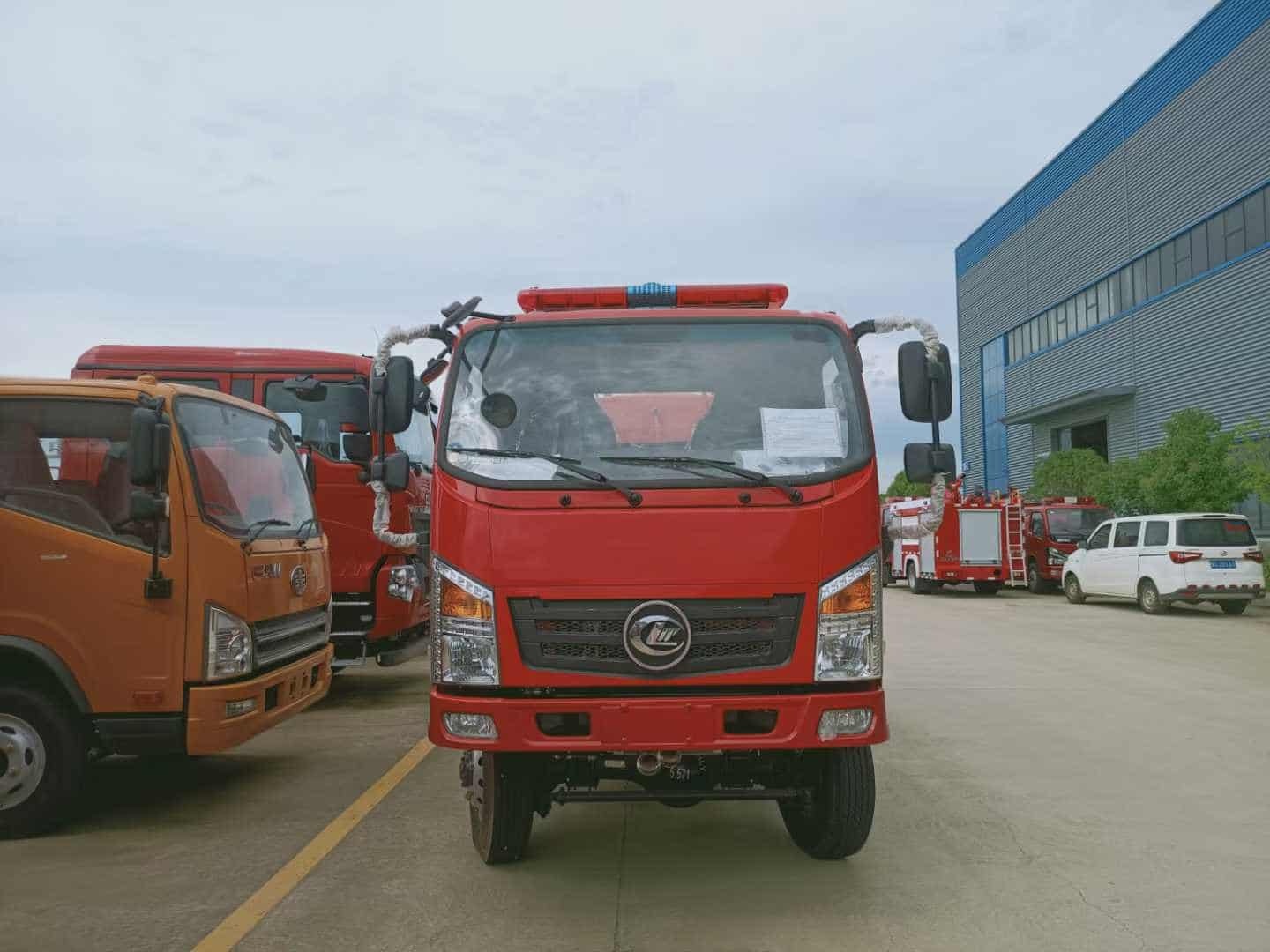 5-ton four-wheel drive fire sprinkler truck
