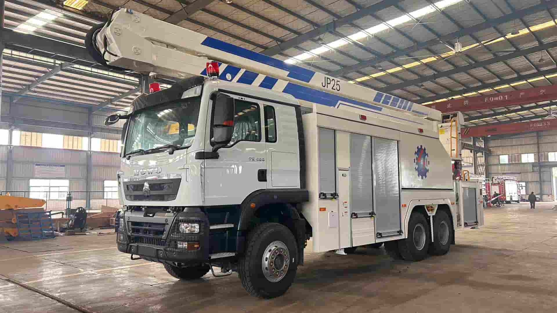 25-meter aerial fire truck