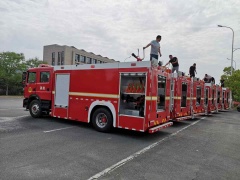 Dongfeng double-row fire truck