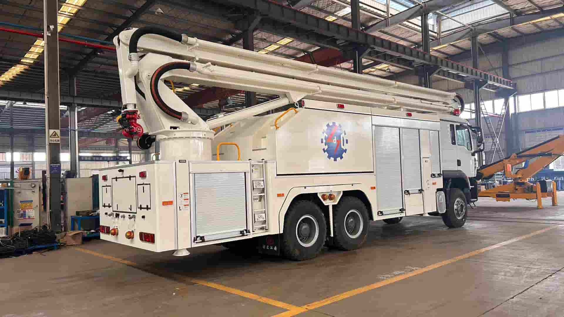 25-meter aerial fire truck