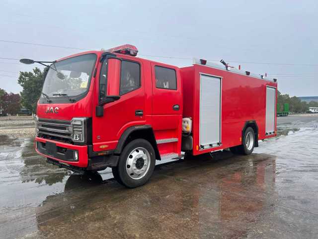 JAC 7 cubic meter foam fire truck