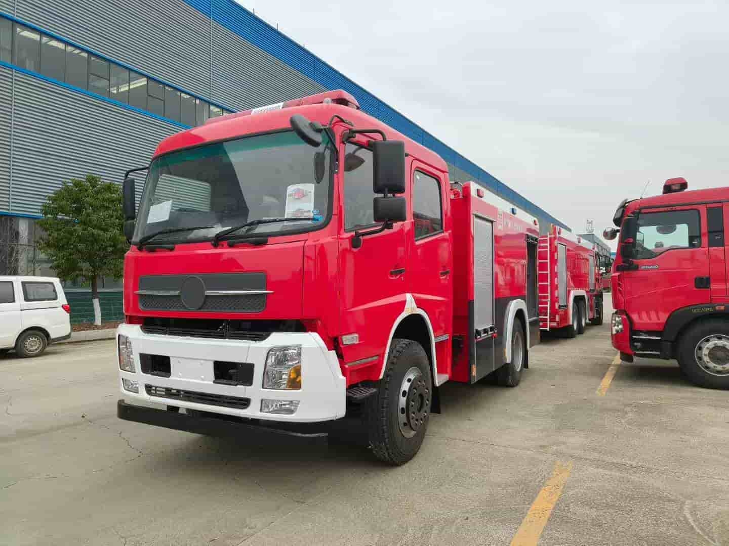 National III Dongfeng 5-ton foam fire truck