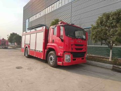 Isuzu Giant 6-ton Foam Single-row Fire Truck