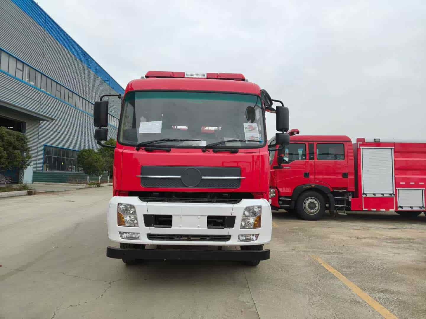 National III Dongfeng 5-ton foam fire truck