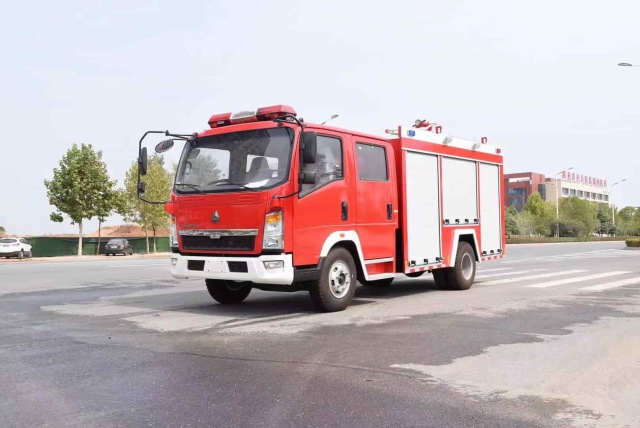 Sinotruk Howo light truck 4×2 fire truck