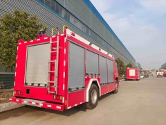 Isuzu Giant 6-ton Foam Single-row Fire Truck