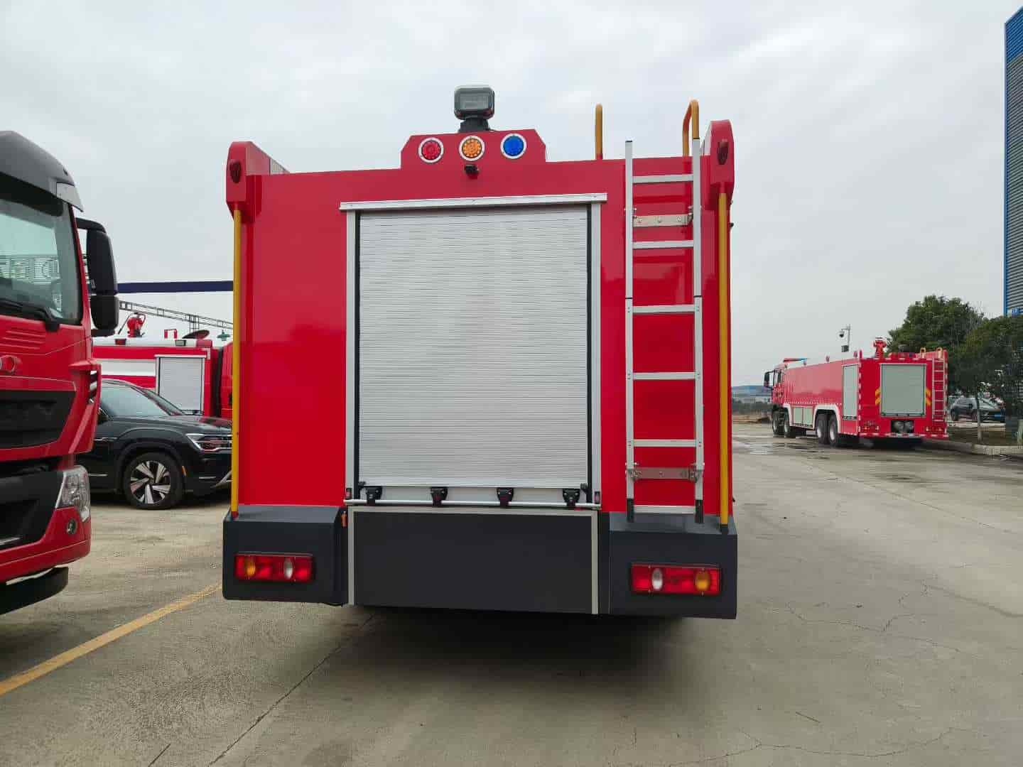 National III Dongfeng 5-ton foam fire truck