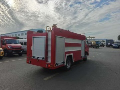 Isuzu 3-ton water tanker fire truck