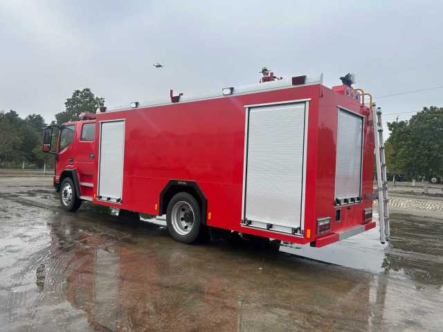 JAC 7 cubic meter foam fire truck