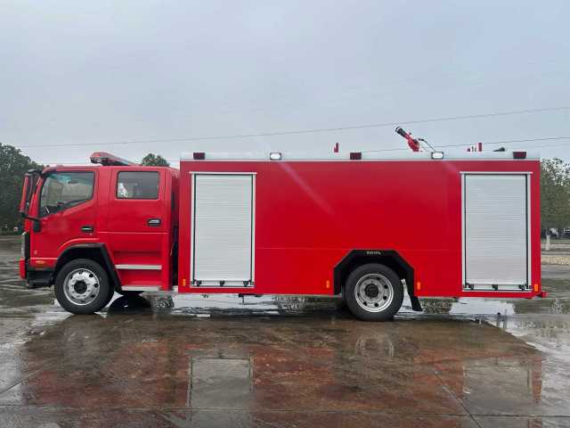 JAC 7 cubic meter foam fire truck