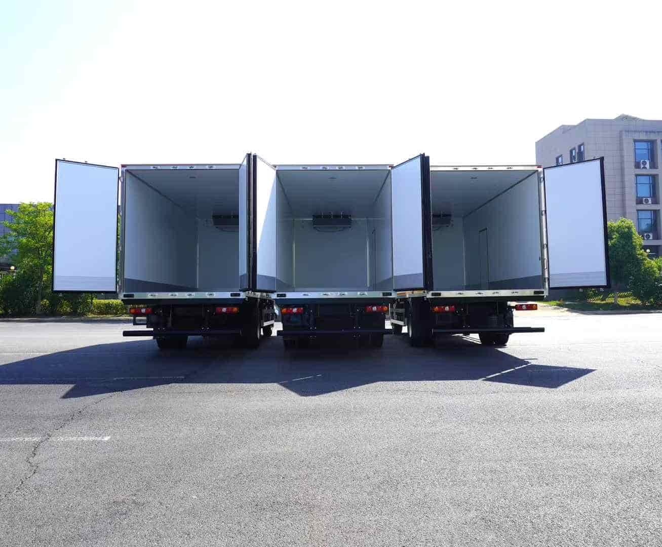 SHACMAN Delong L3000 4×2 Refrigerated Truck