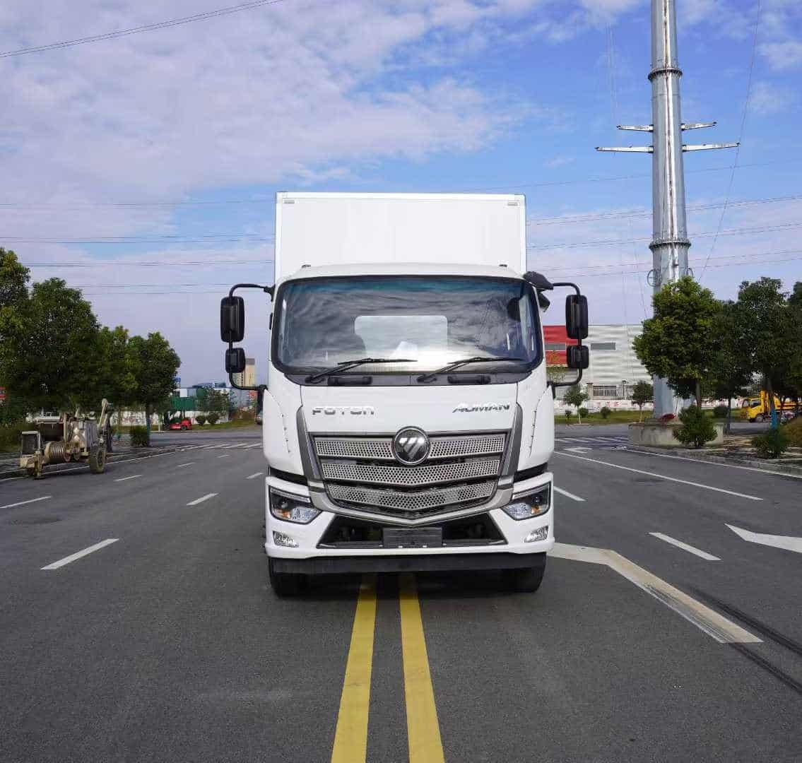 Foton 6.8-meter Refrigerated Extended Cab