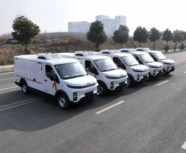 JAC Marlboro Pure Electric Refrigerated Truck (Can Enter Basements）