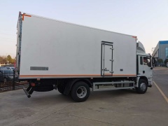 SHACMAN Automobile 4X2 15-ton refrigerated truck