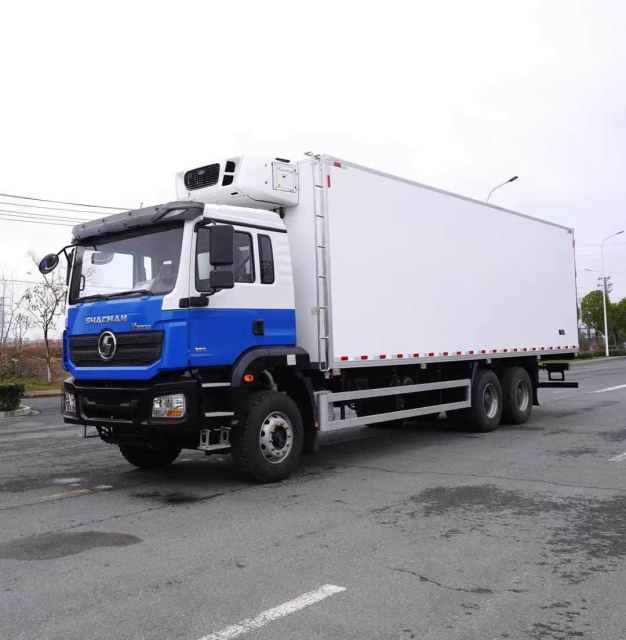 SHACMAN H3000 6×4 Refrigerated Truck