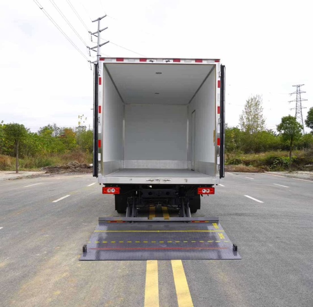 Foton L3 4×2 Refrigerated Truck