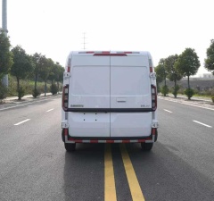 Geely Refrigerated Minivan