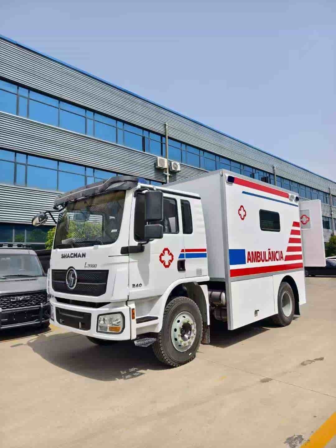 SHACMAN L3000 Customized Mobile Ambulance