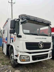 SHACMAN L3000 4×2 Ambulance
