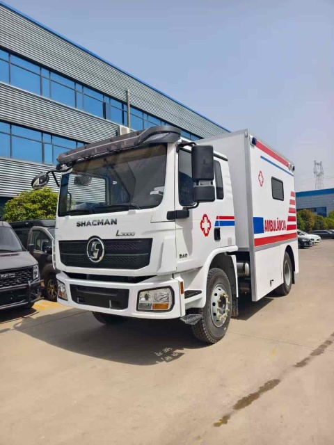 SHACMAN mobile ambulance
