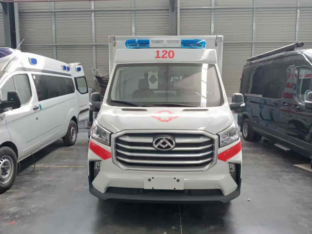 Maxus V90 mobile ambulance
