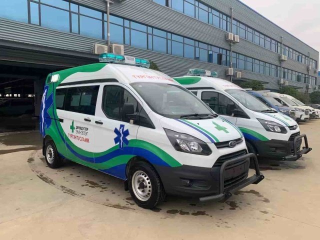 Ford V362 ambulance