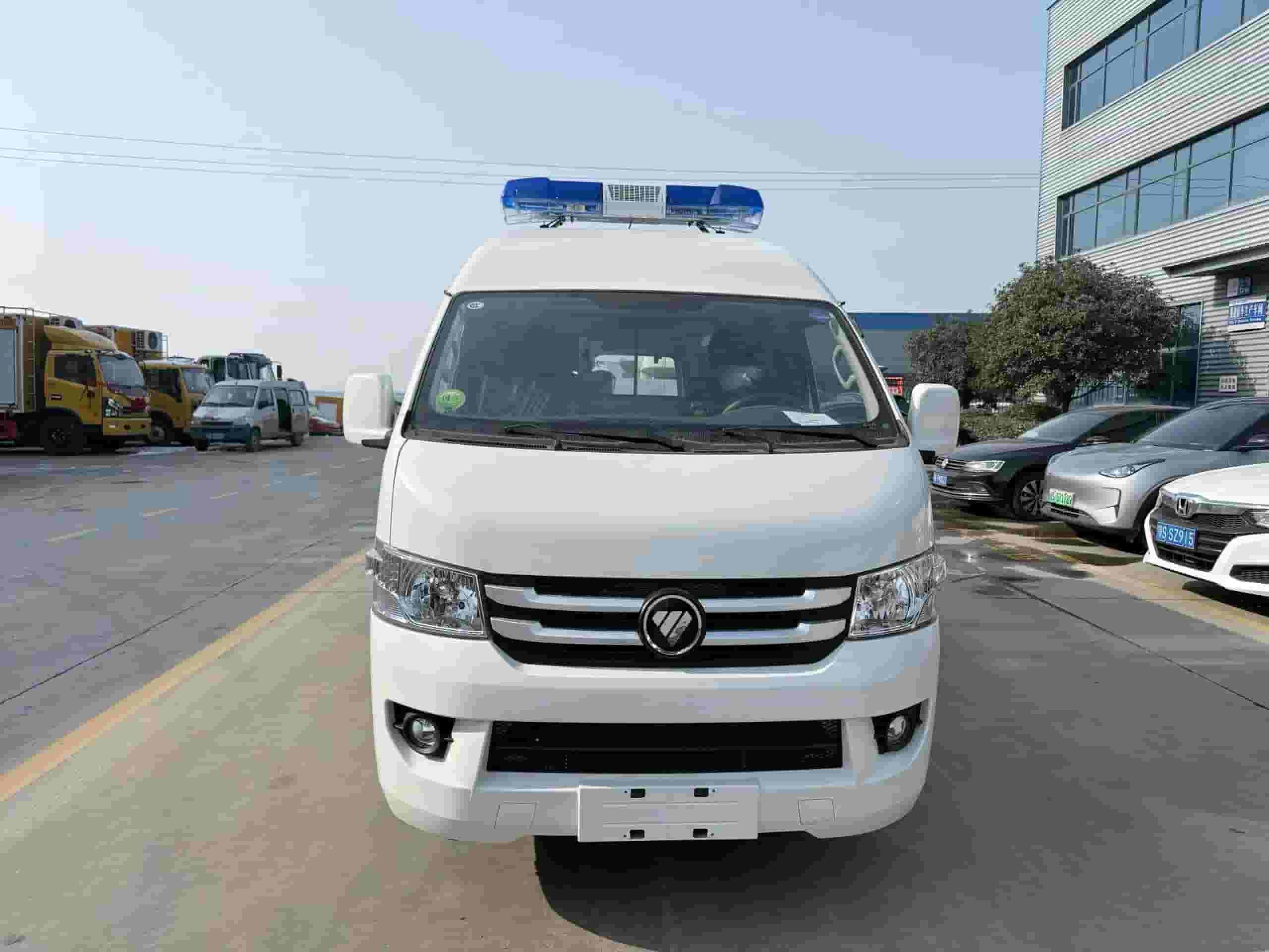 Foton G7 long-wheelbase transfer ambulance