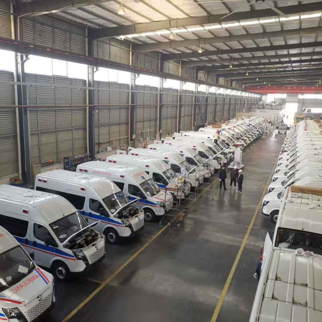 Dongfeng Yufeng Ambulance