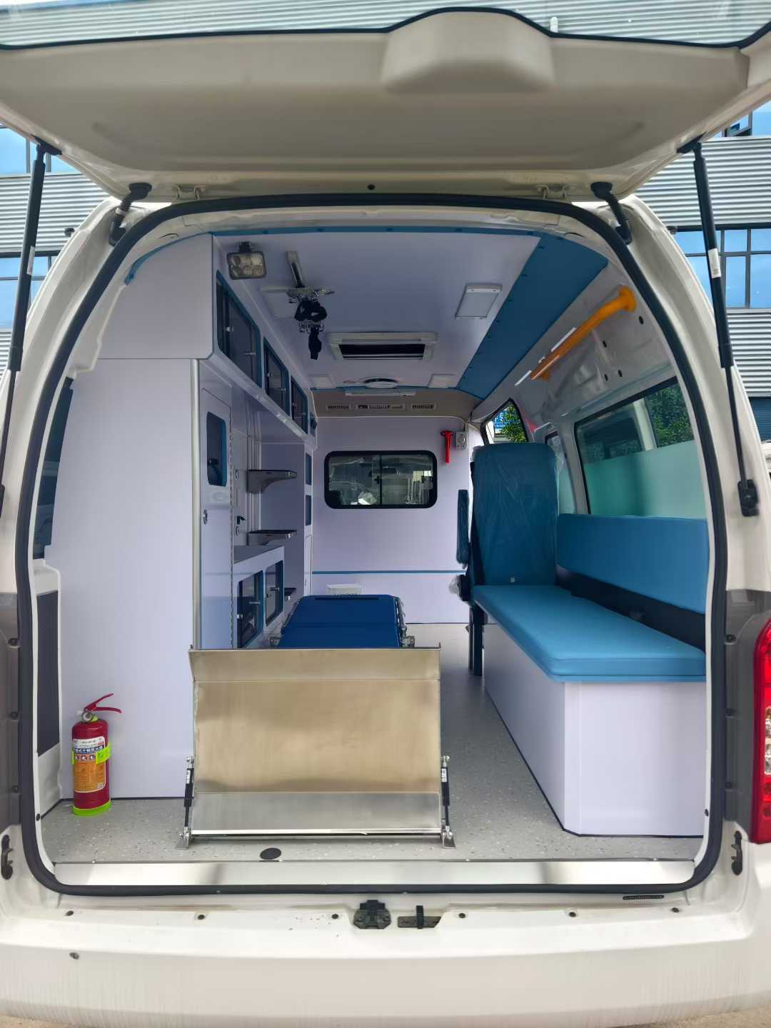 Foton G9 ambulance