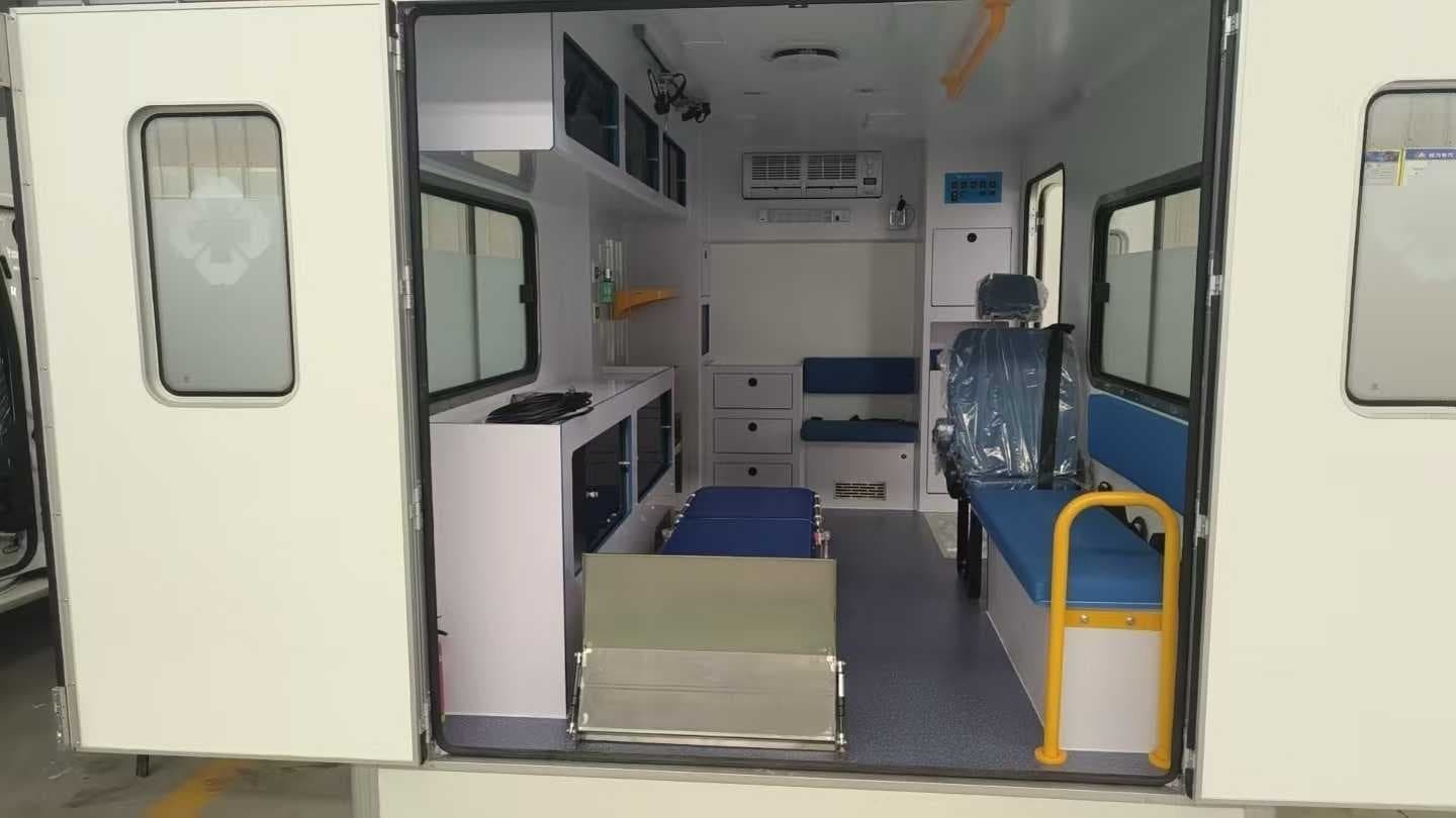 Ambulance mobile cabin