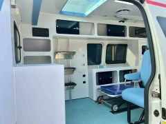 Foton G9 right-hand drive monitoring ambulance