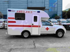 Pickup truck mobile ambulance