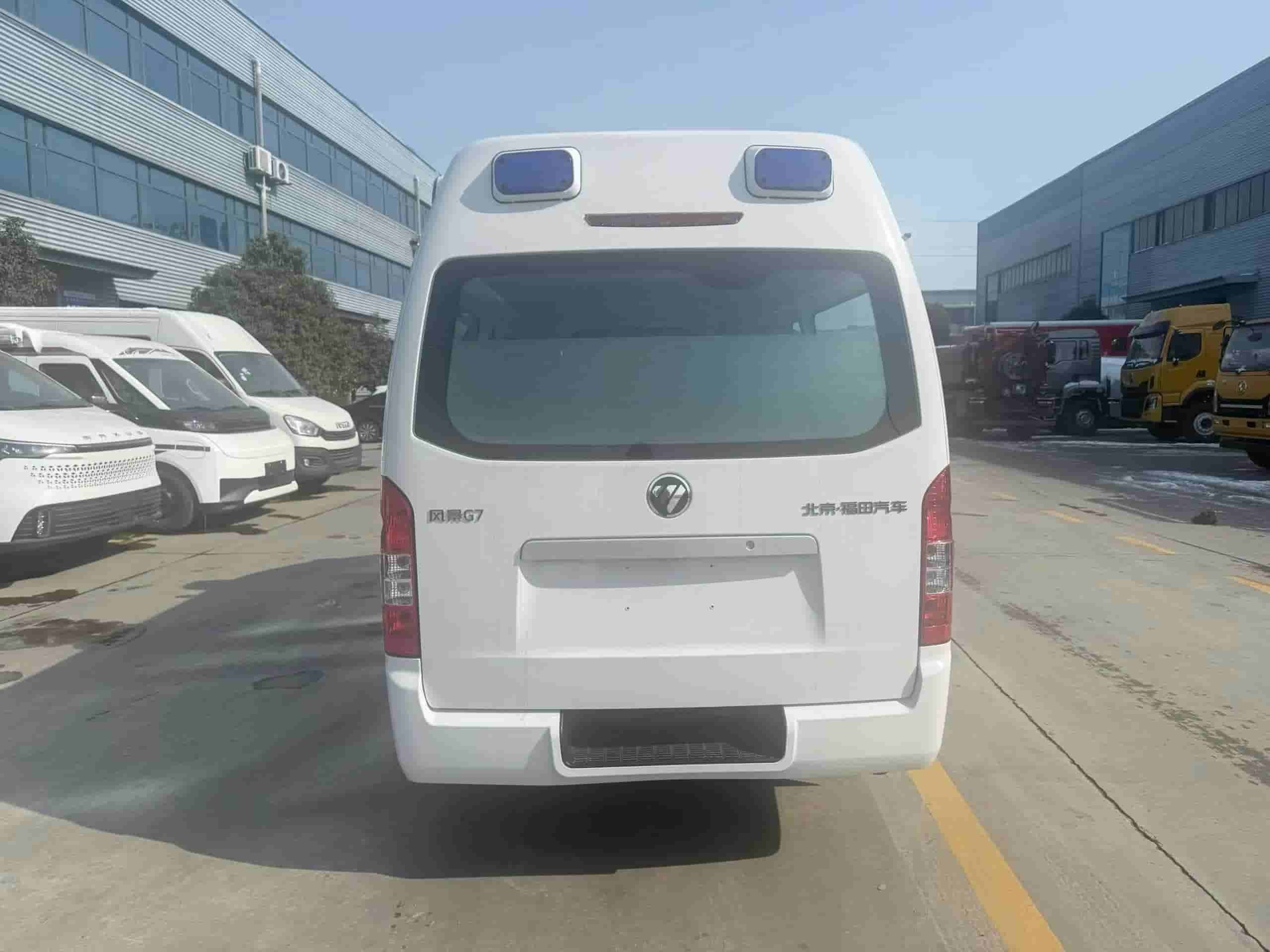 Foton G7 long-wheelbase transfer ambulance